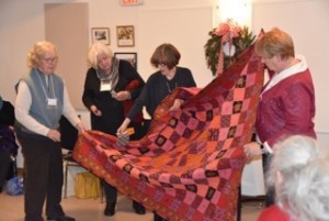 The silk quilt won by Françoise Trottier.